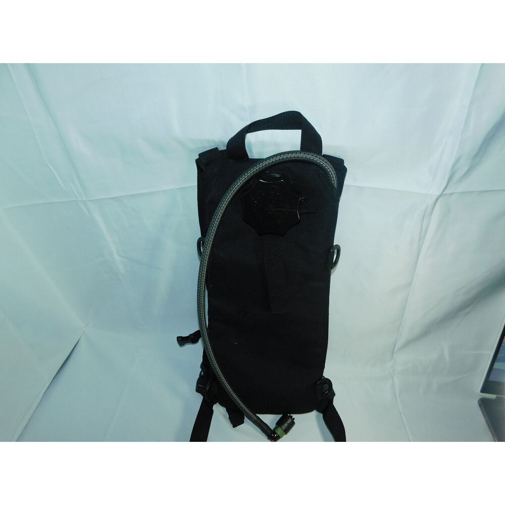 HYDRATION PACK Source Sport 2L Hydration Black Backpack NEW